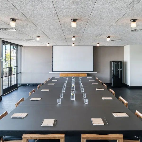 ACE HOTEL, SHOREDITCH 7th FLOOR | LIGHTING SUPPLY | INTERIOR BY UNIVERSAL DESIGN STUDIO - DYKE & DEAN
