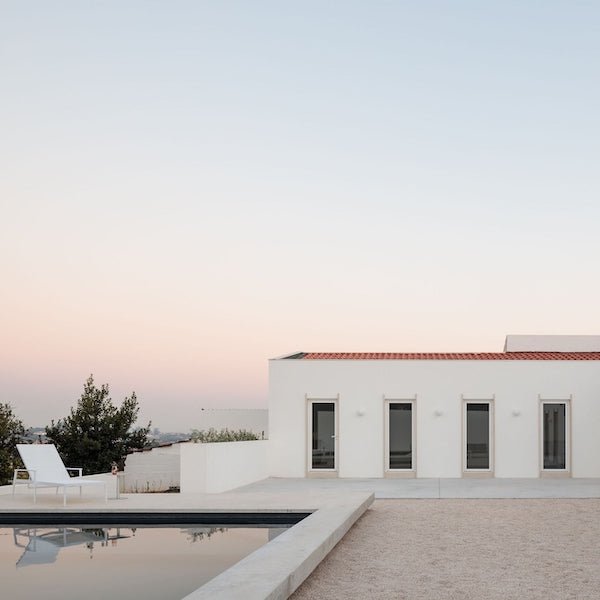 COSTA BRAVA HOUSE, PORTUGAL | LIGHTING SUPPLY | DESIGN BY DC AD | PHOTOGRAPHY BY FRANCISCO NOGUEIRA - DYKE & DEAN