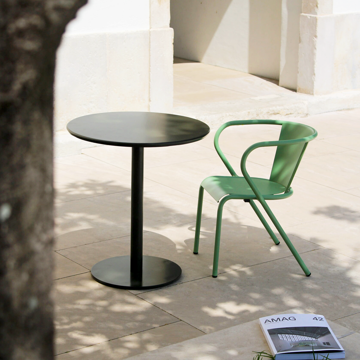 ADICO PLANA ROUND FOLDING TABLE STEEL