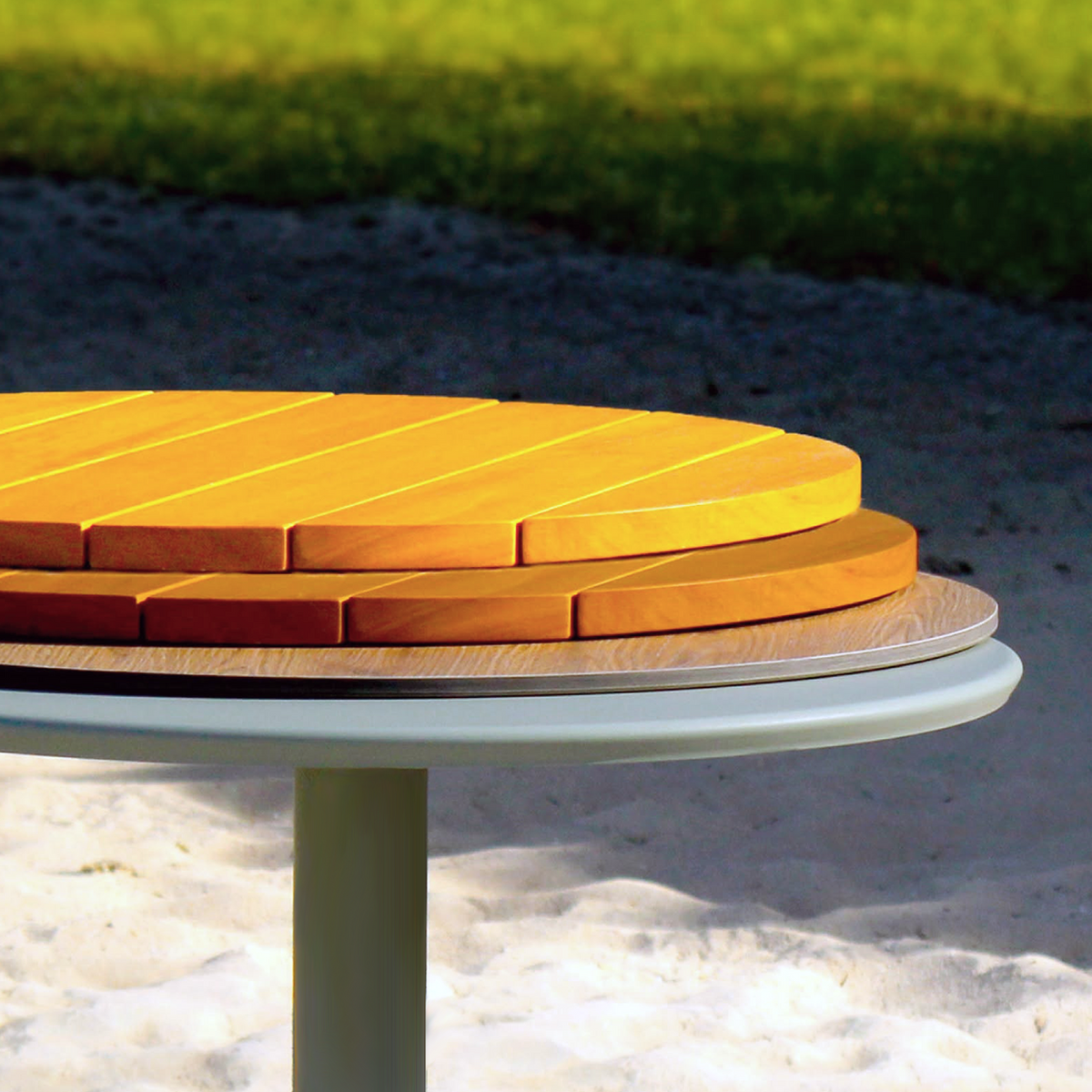 ADICO PLANA ROUND TABLE WOOD TOP