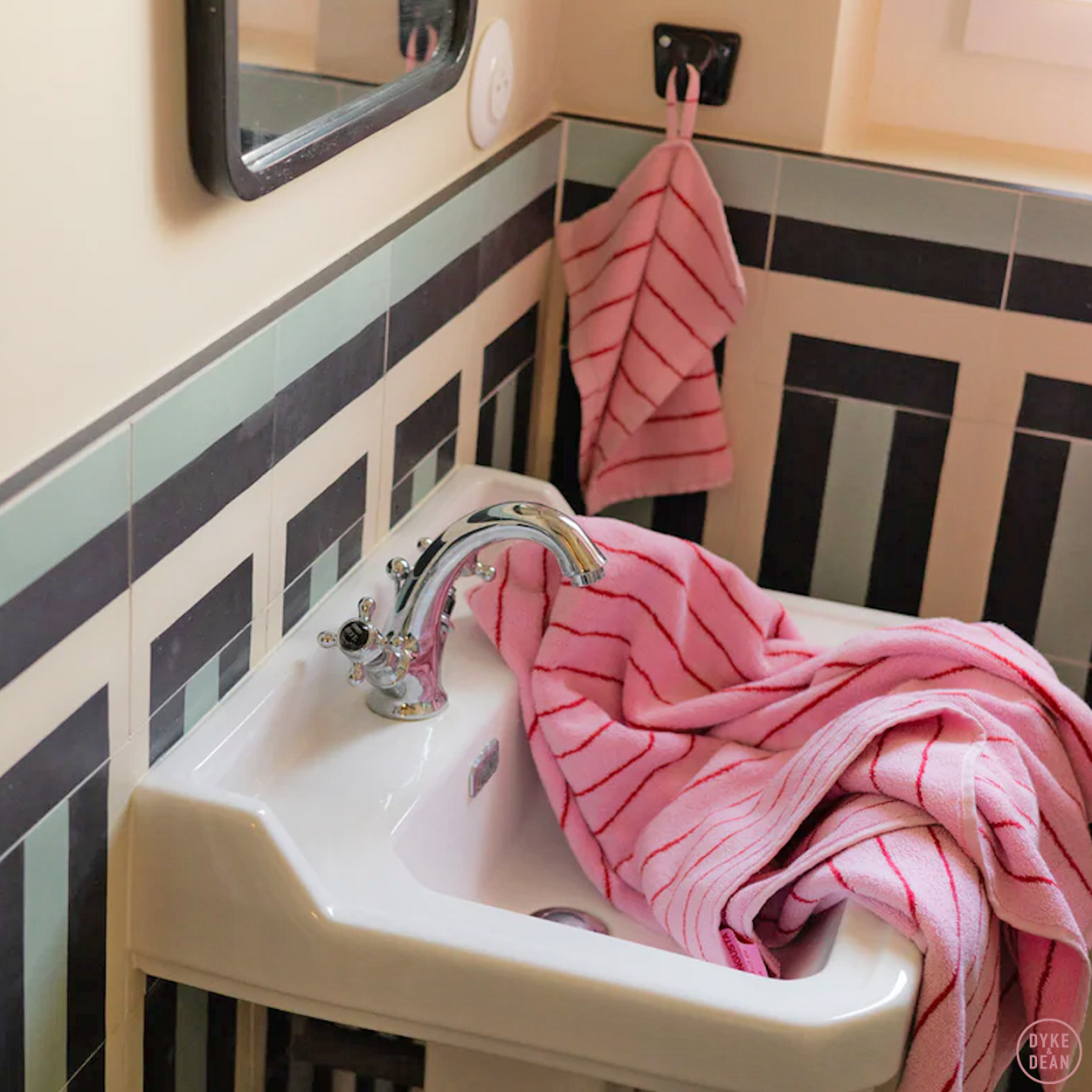 NARAM BATH TOWELS BABY PINK & SKI PATROL