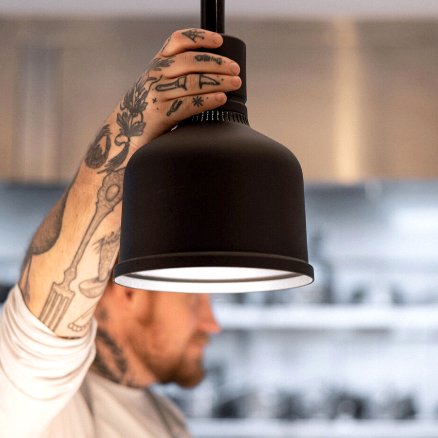 WHITE STAY HOT HEAT LAMP PENDANT FOCUS MS RETRACTABLE CORD