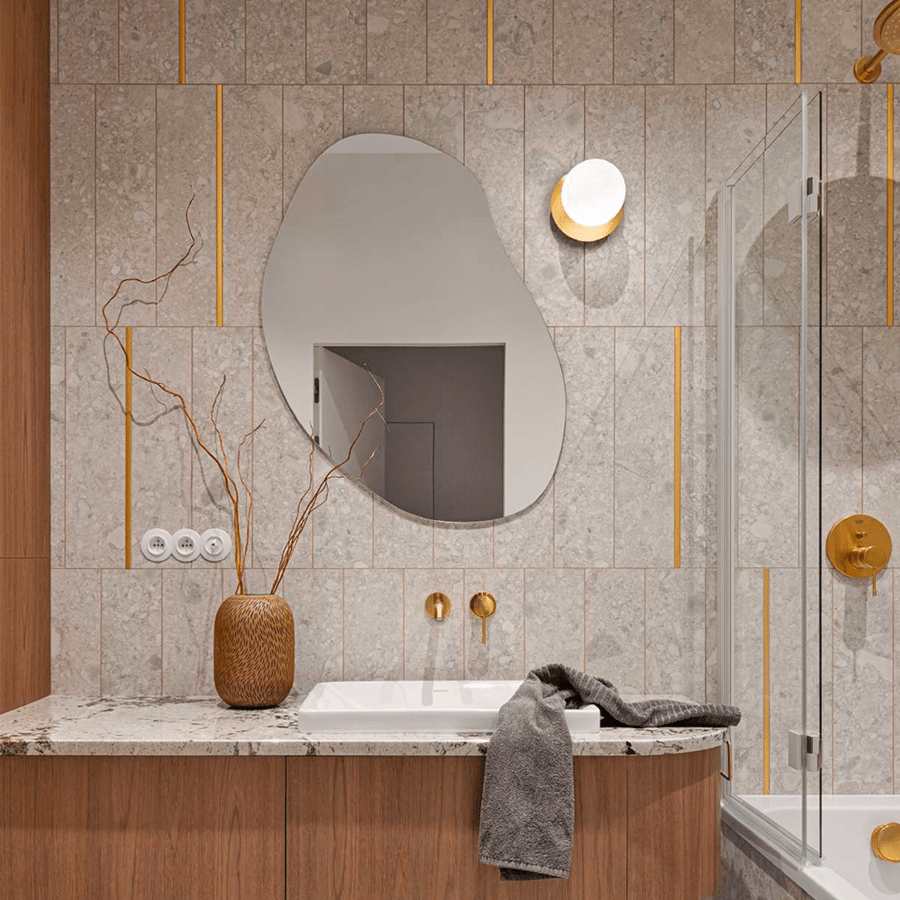 BORRA WATERPROOF WALL LIGHT BRASS - DYKE & DEAN