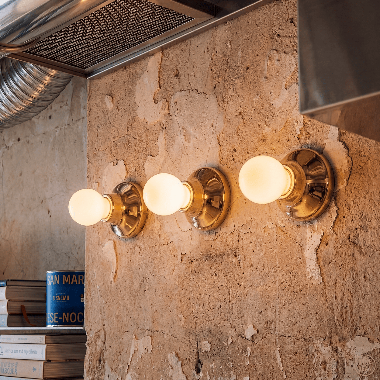 CERAMIC WALL & CEILING LAMP GOLD - DYKE & DEAN