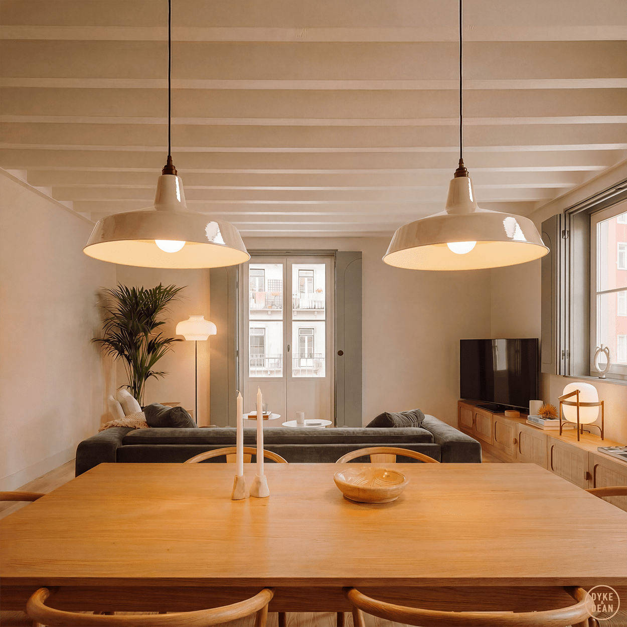 DYKE & DEAN PENDANT LAMPSHADE CREAM WITH BULB HOLDER - DYKE & DEAN