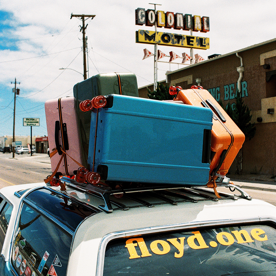 FLOYD CHECK IN TRAVEL CASE PACIFIC BLUE - DYKE & DEAN