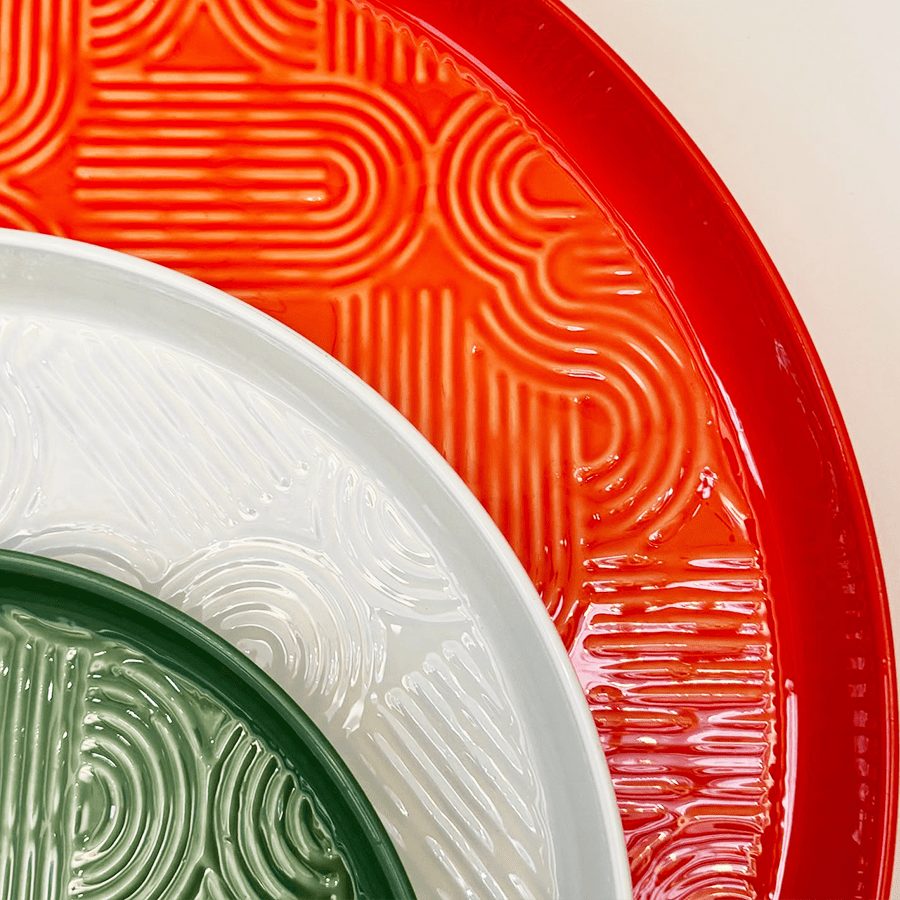 LUX PLATEAU TRAY LARGE GREEN 450mm - DYKE & DEAN