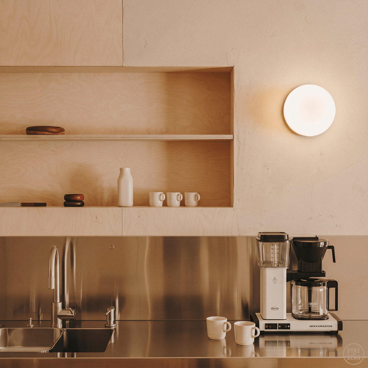 MOCCAMASTER COFFEE BREWER OFF - WHITE - DYKE & DEAN