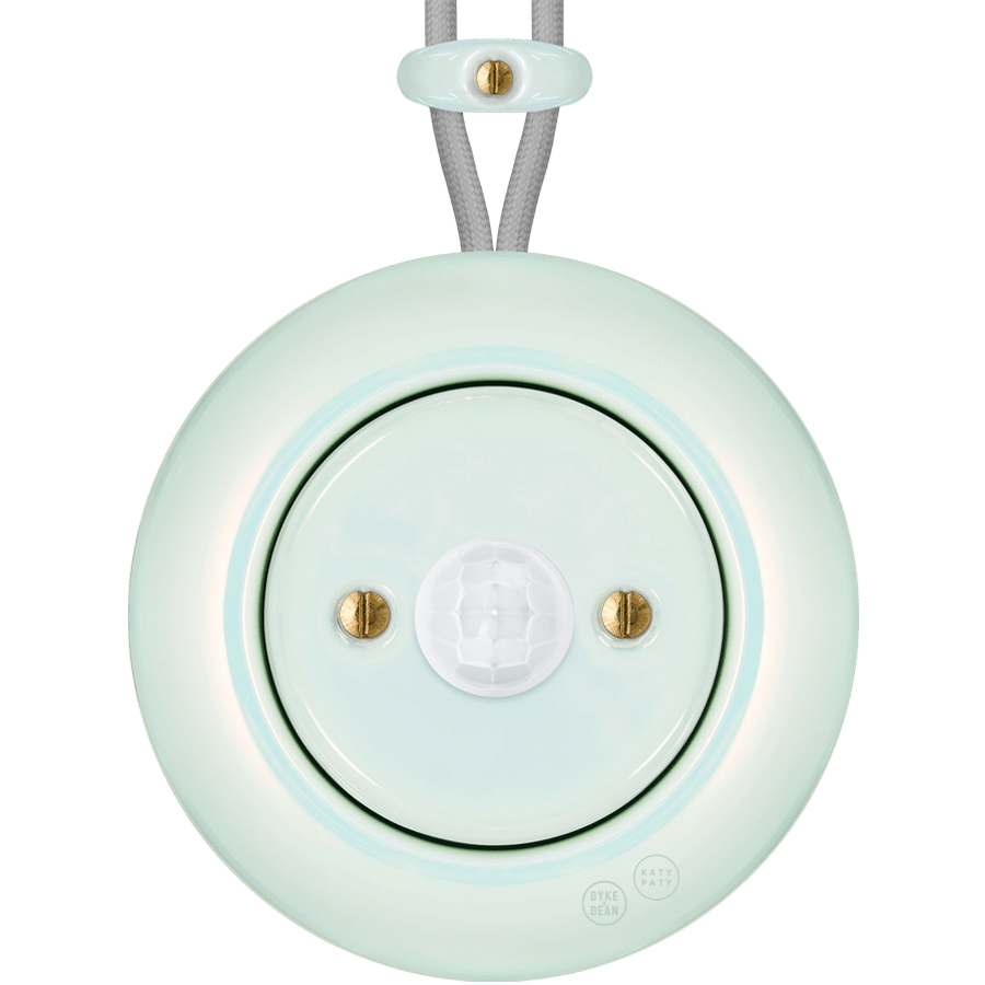 PORCELAIN KATY PATY COLONA ROUND SURFACE MOUNTED MOTION SENSOR CONCHA - DYKE & DEAN