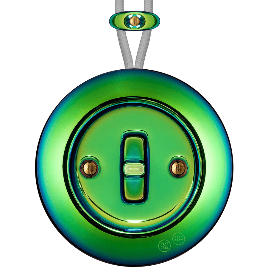 PORCELAIN KATY PATY COLONA ROUND SURFACE MOUNTED TOGGLE BUTTON SWITCH CHLOREDO - DYKE & DEAN