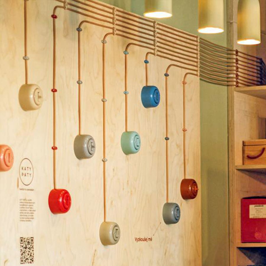 PORCELAIN KATY PATY COLONA ROUND SURFACE MOUNTED UK SOCKET GOLD - DYKE & DEAN