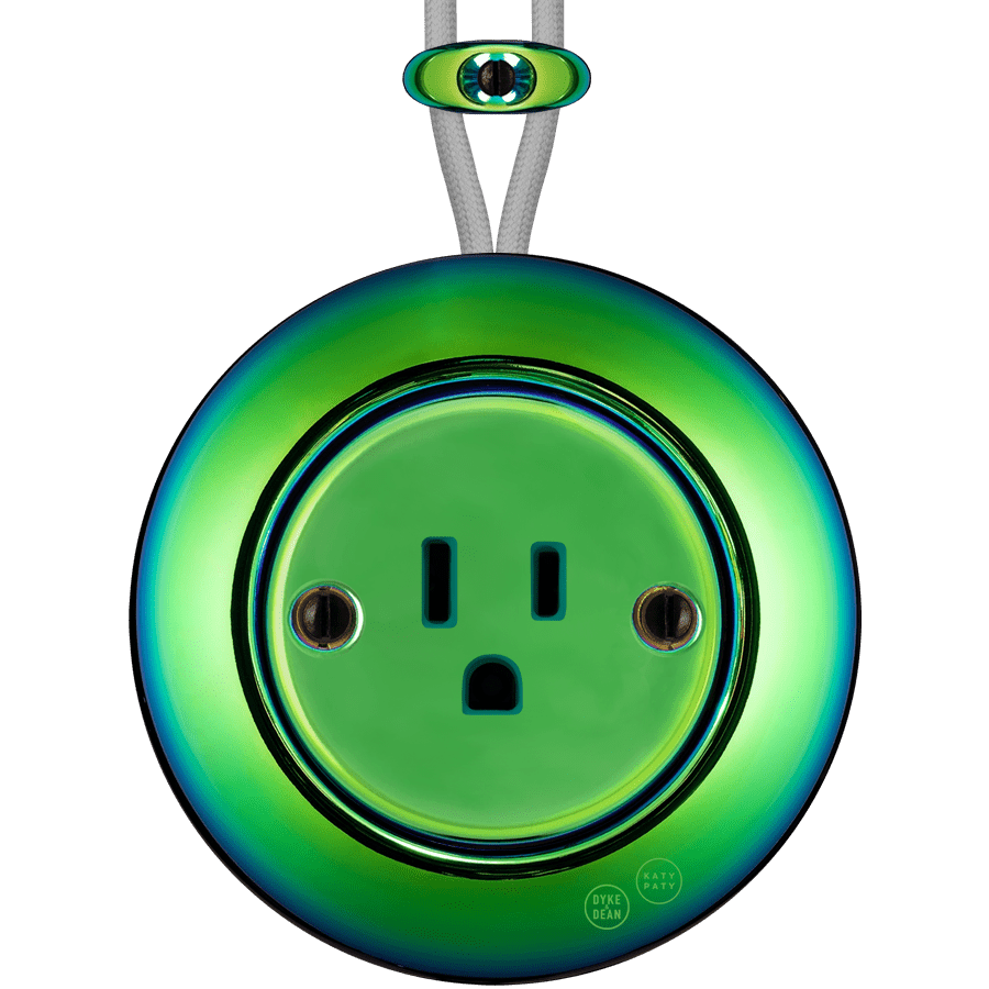 PORCELAIN KATY PATY COLONA ROUND SURFACE MOUNTED USA 15AMP SOCKET CHLOREDOO - DYKE & DEAN