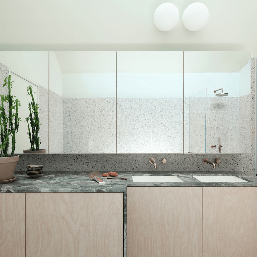 SPHERE LAMP BLACK BASE 300mm - DYKE & DEAN