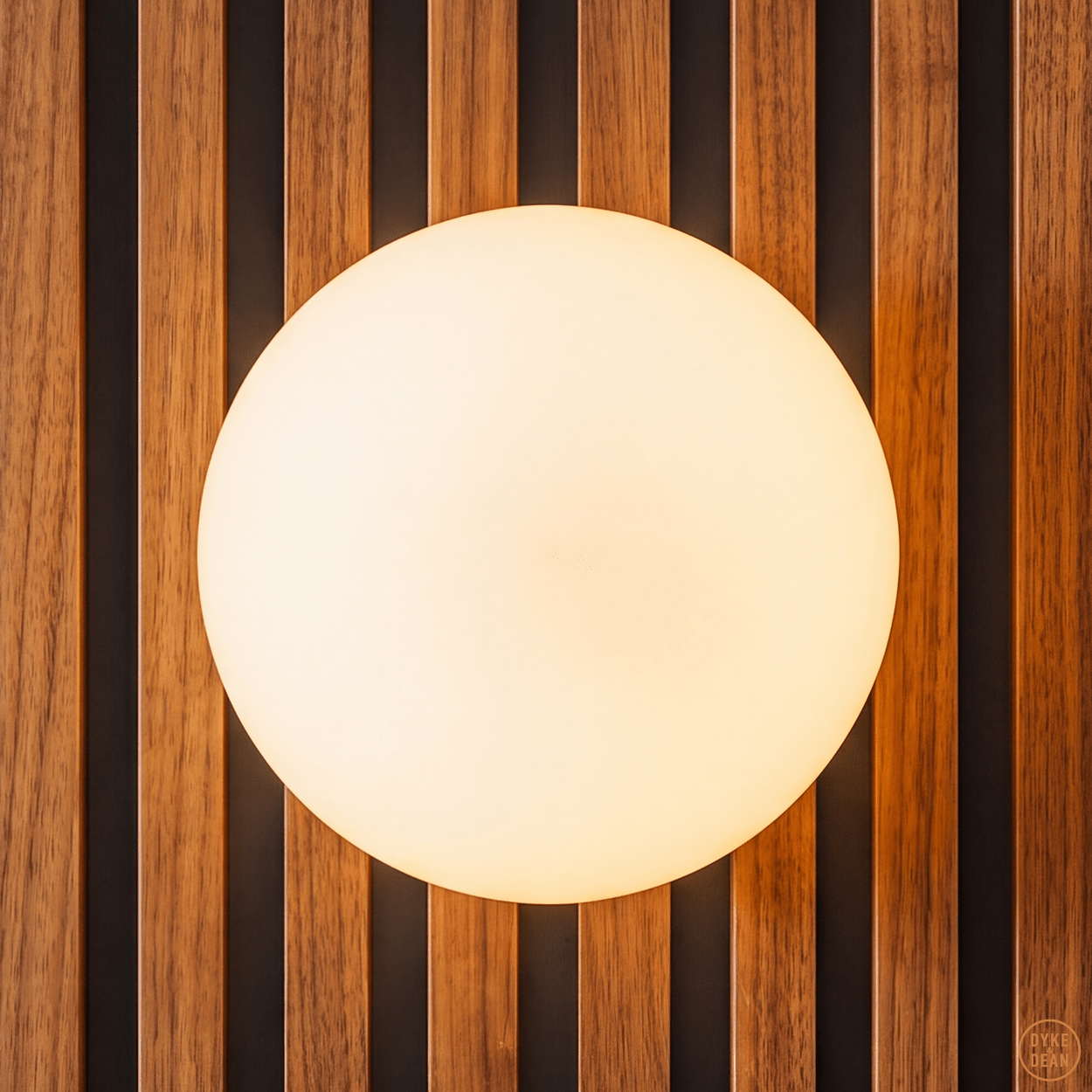 SPHERE LAMP WHITE BASE 300mm - DYKE & DEAN