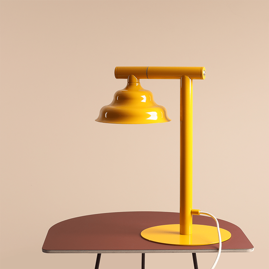 WAVE ENERGETIC TABLE LIGHT YELLOW - DYKE & DEAN