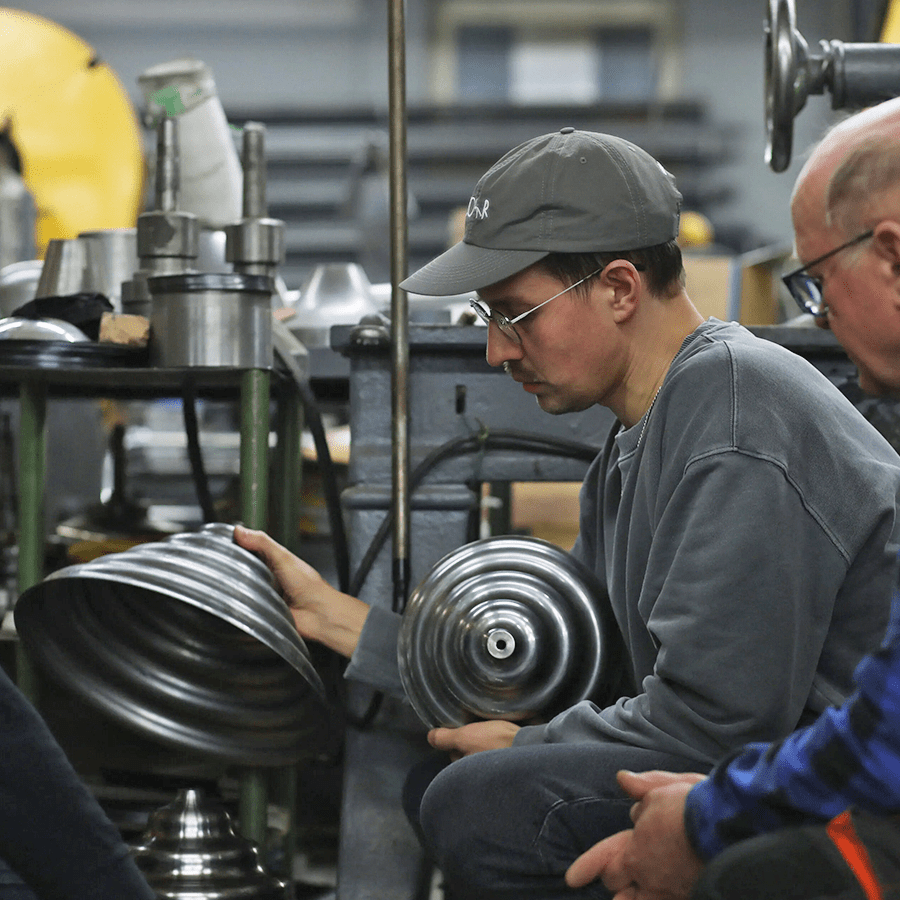 WAVE HANGING PENDANT LIGHT CREAM L - DYKE & DEAN