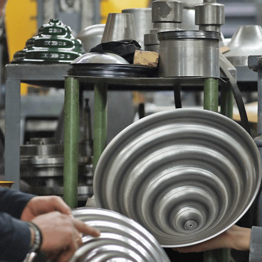 WAVE SUSPENSION BAR PENDANT 3 LIGHT RED - DYKE & DEAN