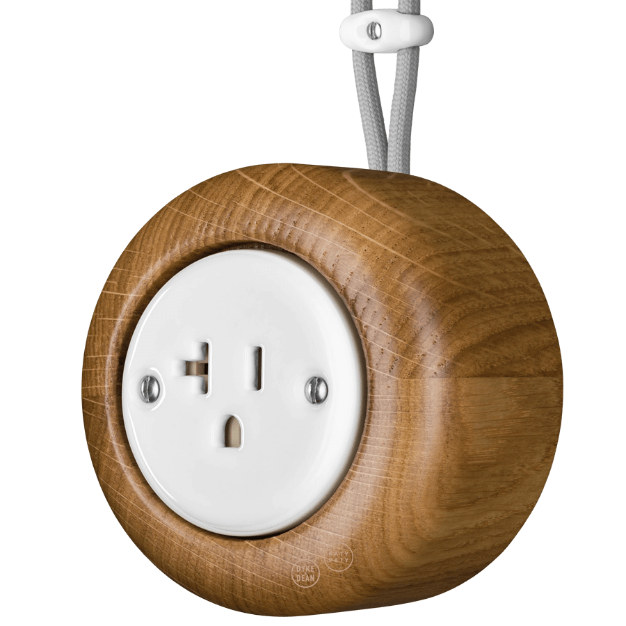 WOODEN PORCELAIN SURFACE MOUNTED ROBUS SOCKET USA 20AMP - DYKE & DEAN