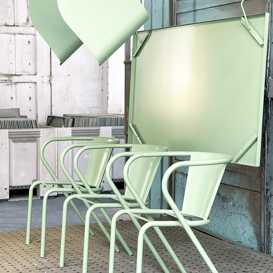 ADICO ARPA 2 STACKING CHAIR - DYKE & DEAN