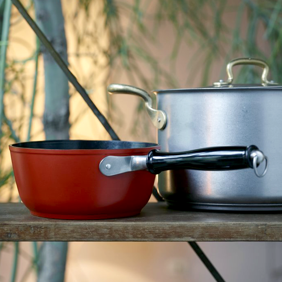 BAKELITE HANDLE NON-STICK SAUCEPAN RED - KITCHENWARE - DYKE & DEAN  - Homewares | Lighting | Modern Home Furnishings