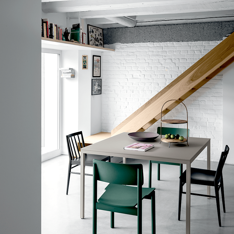 FRAME WORKBENCH TABLES - DYKE & DEAN