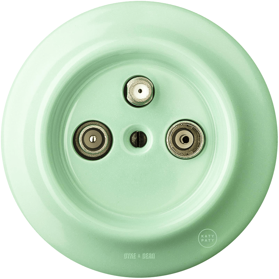 PORCELAIN WALL SOCKET MINT TV ANTENNA - DYKE & DEAN