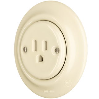 PORCELAIN WALL SOCKET VANILLA USA 15 AMP - DYKE & DEAN