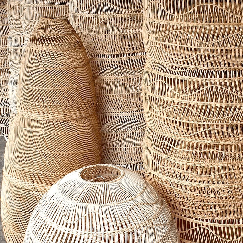 RATTAN LAMP KUPU - DYKE & DEAN