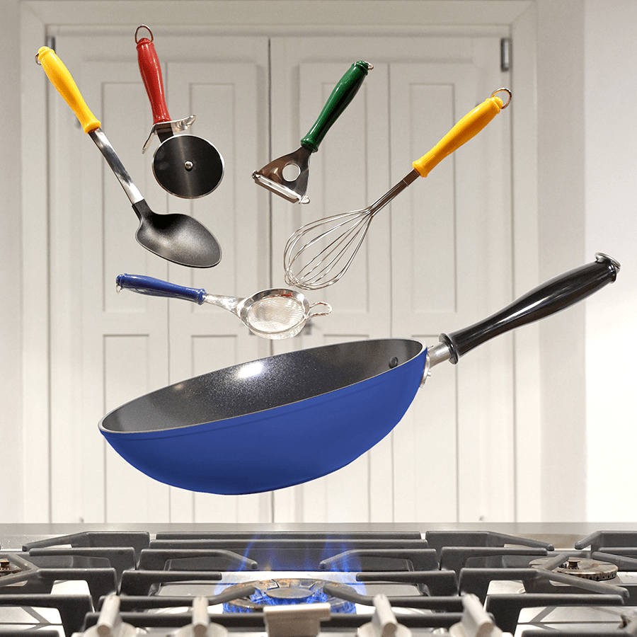 VINTAGE PASTRY/PASTA WHEEL - DYKE & DEAN