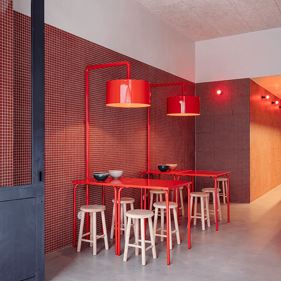 WALL & CEILING BATTEN LAMP E27 BLACK - DYKE & DEAN